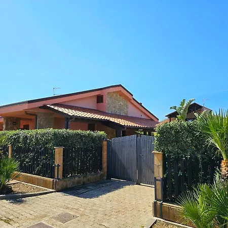 Costa Mediterranea Holiday Homes Campofelice Di Roccella Extérieur photo