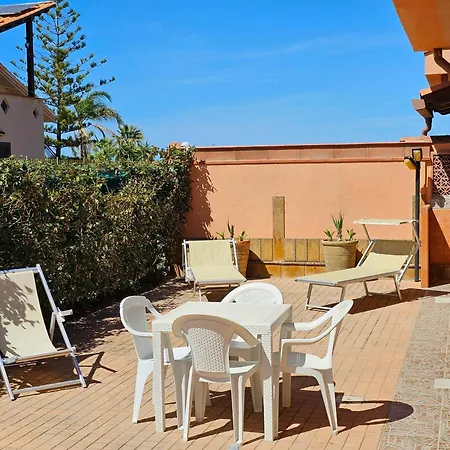 Costa Mediterranea Holiday Homes Campofelice Di Roccella Chambre photo