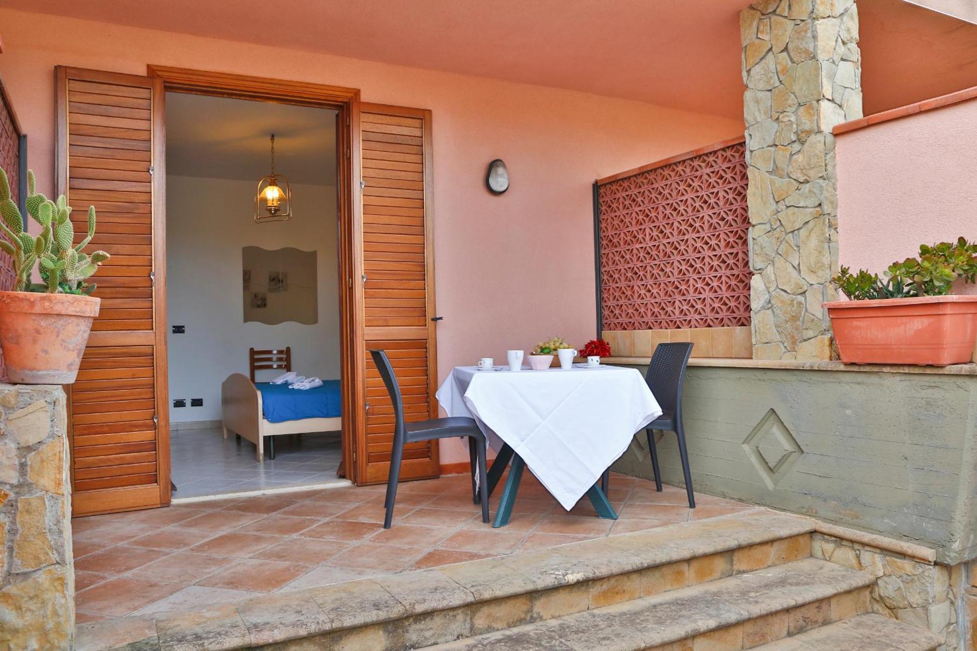 Costa Mediterranea Homes *